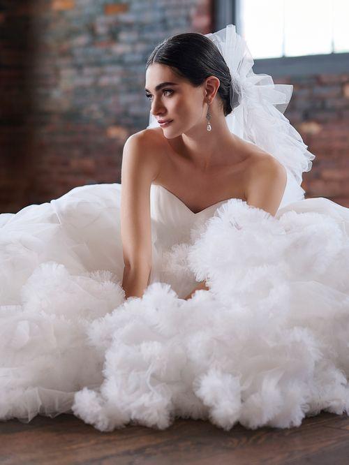 Fairytale Wedding Dresses and Decor: Creating Your Dream Day
